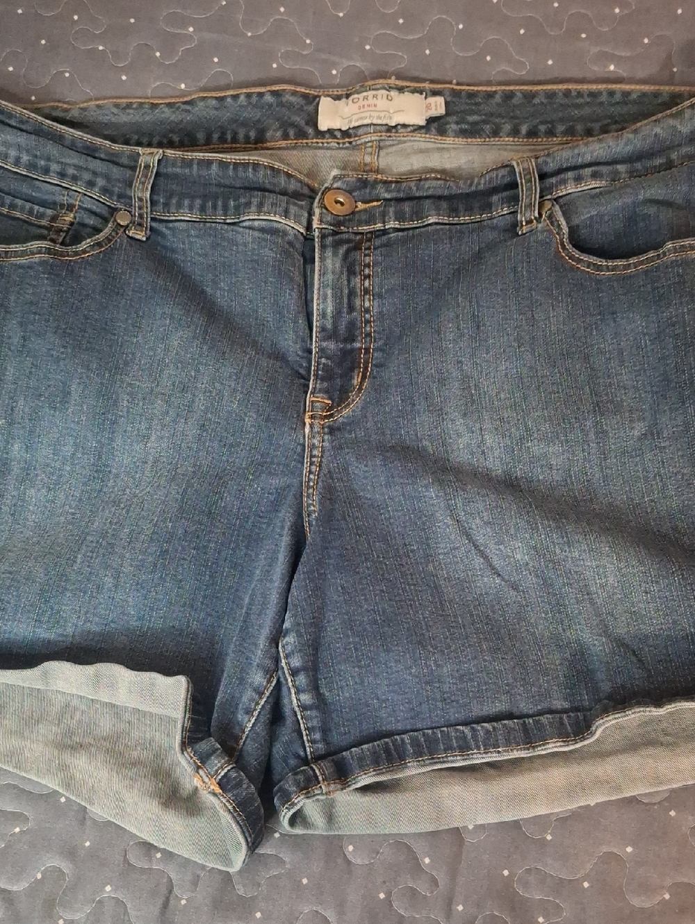 Torrid Comfort Stretch Dark Blue Women’s Denim Shorts size 20